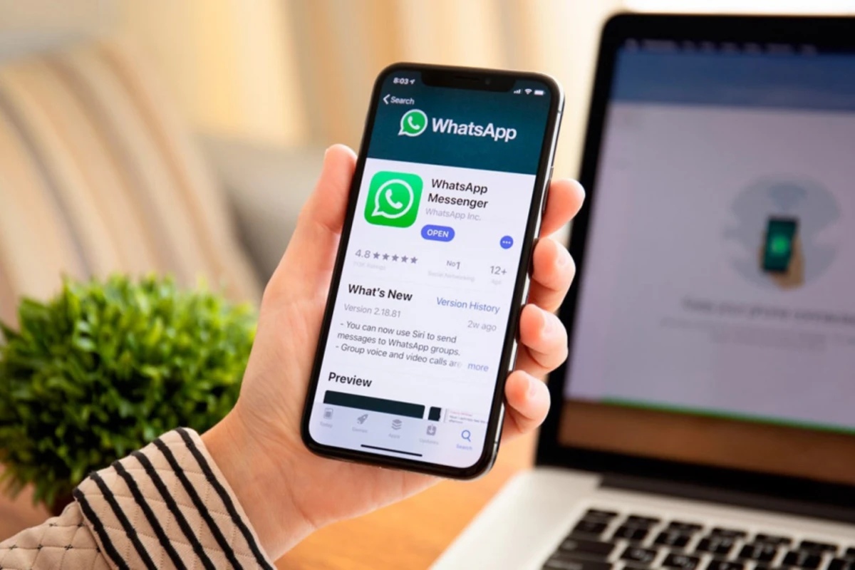 Детям начали запрещать пользоваться WhatsApp