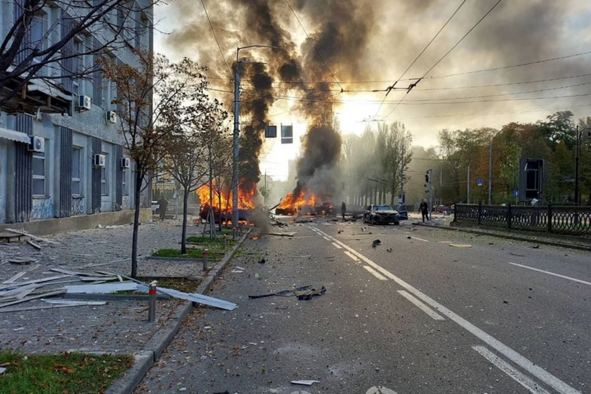 Rusiya ordusu Kiyevi Kinjal və İskəndər raketləri ilə vurub