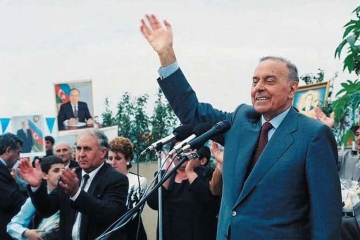 Tariximizə qızıl hərflərlə yazılan gün - Kaspinin TƏHLİLİ - FOTO Tariximizə qızıl hərflərlə yazılan gün - Kaspinin TƏHLİLİ - FOTO