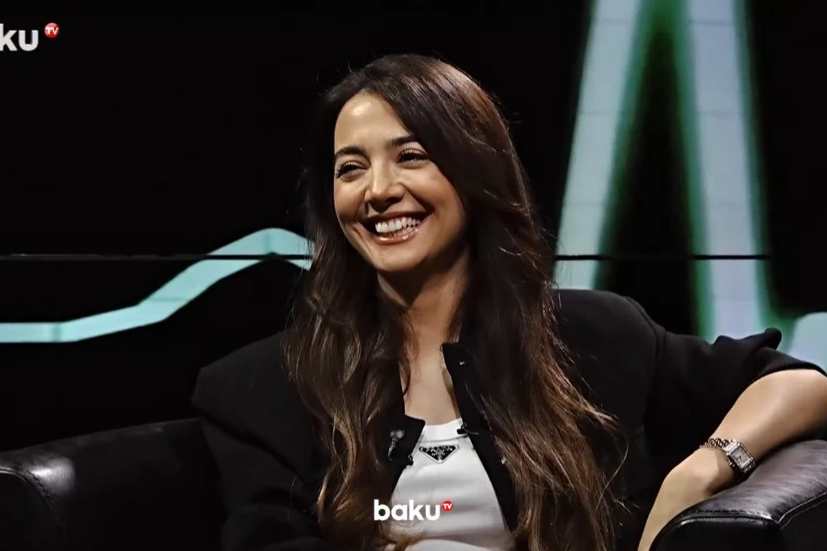Kəmalə Piriyevanın illərlə gizlətdiyi sirr: Valideynləri onu niyə qəbul etmirdilər? - VİDEO Kəmalə Piriyevanın illərlə gizlətdiyi sirr: Valideynləri onu niyə qəbul etmirdilər? - VİDEO
