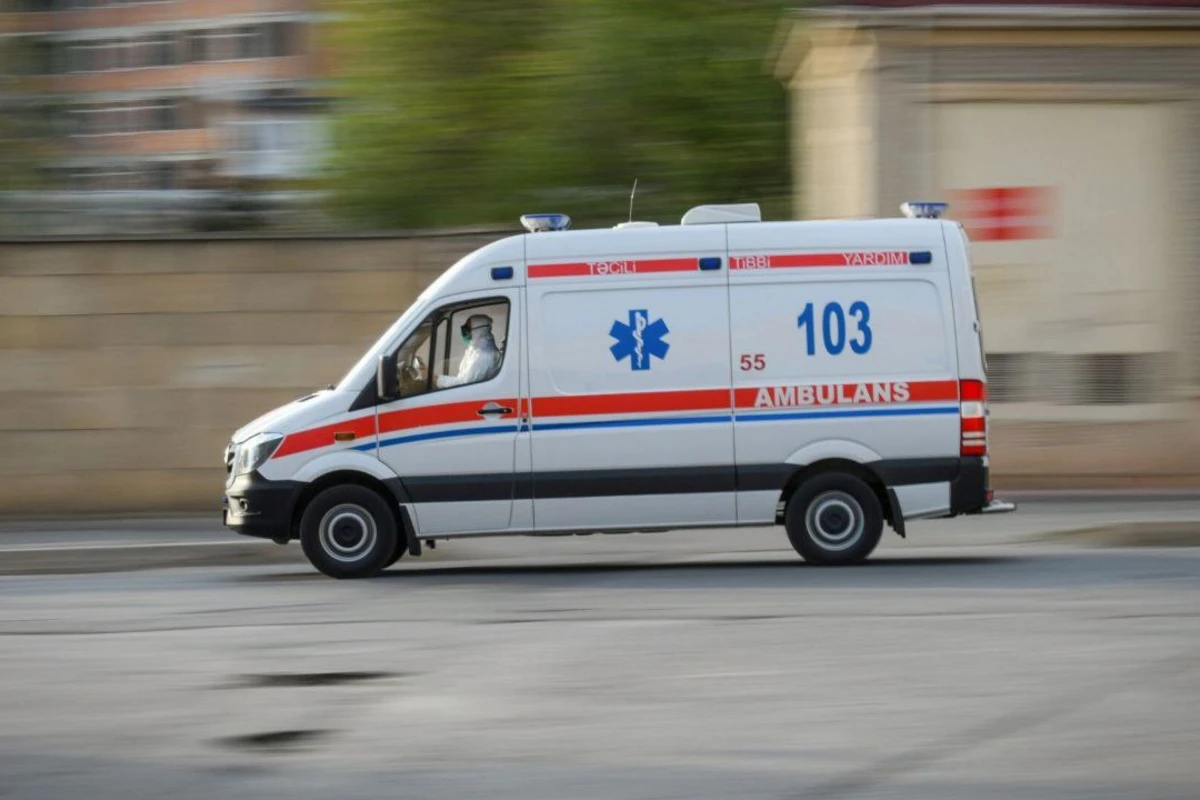Daşkəsəndə qayalıqdan yıxılan şəxs ağır xəsarətlər alıb