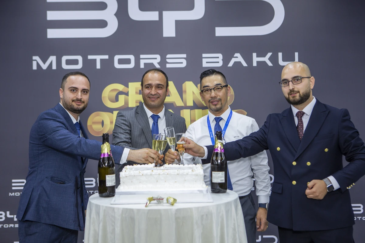 BYD: Elektrikli avtomobillər və sürətli inkişaf - FOTO/VİDEO BYD: Elektrikli avtomobillər və sürətli inkişaf - FOTO/VİDEO