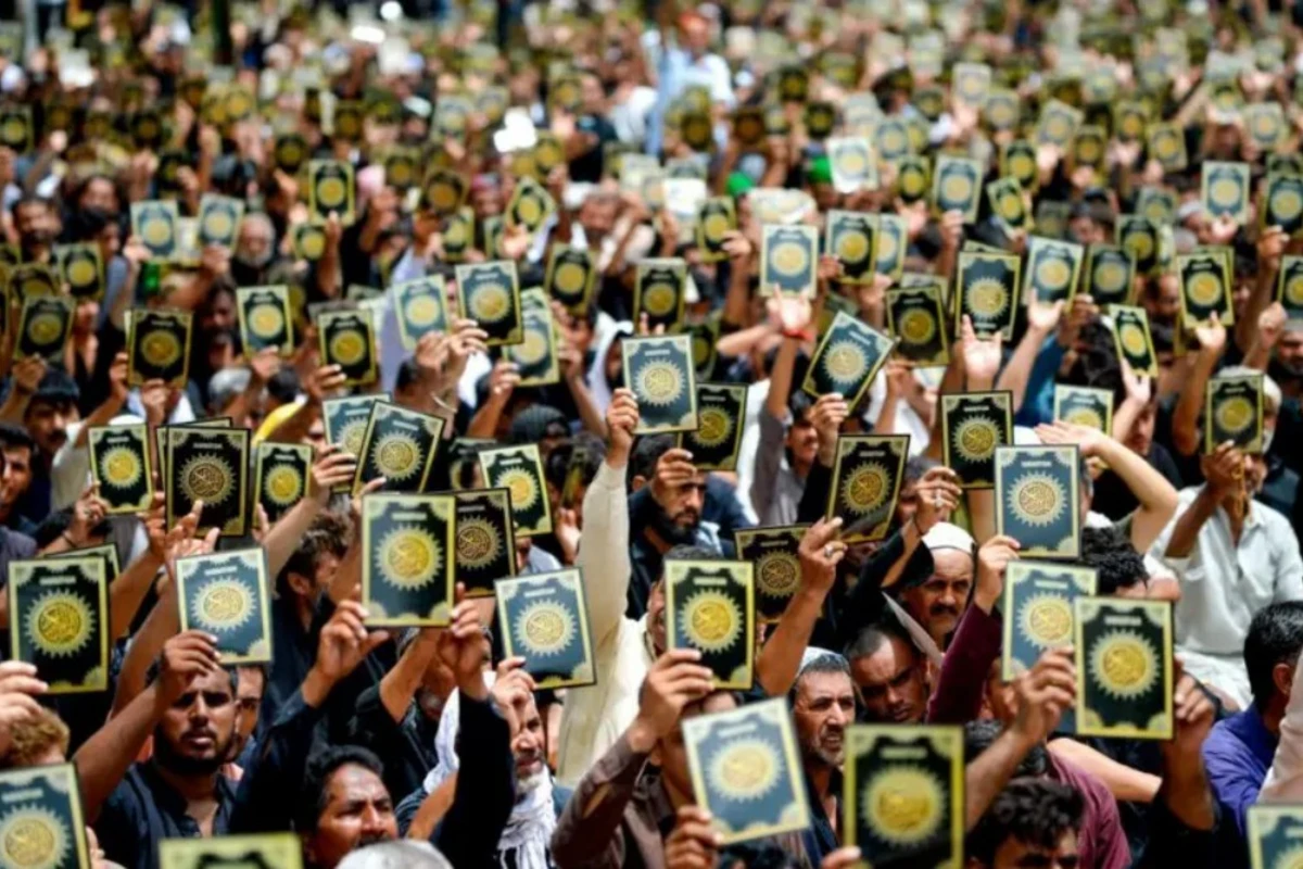 Pakistanda Qurana hörmətsizlik edən şəxs yandırıldı