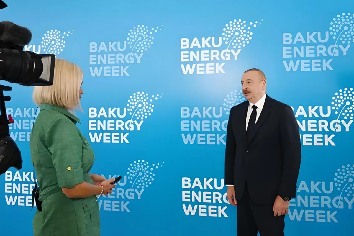 Телеканал Euronews опубликовал интервью с Президентом Ильхамом Алиевым - ФОТО