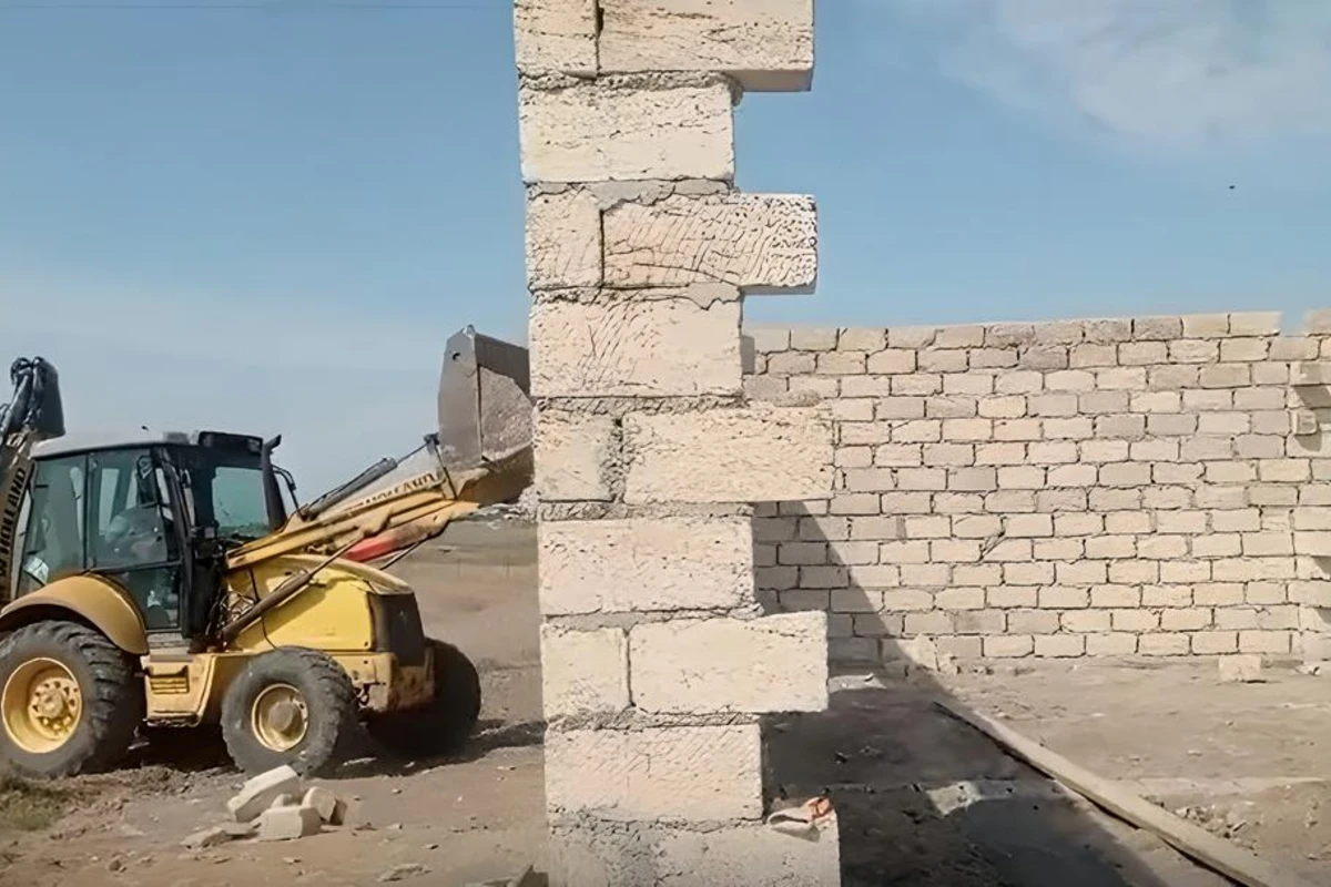 МЧС пресекло незаконное строительство в Гёйгёльском районе - ВИДЕО