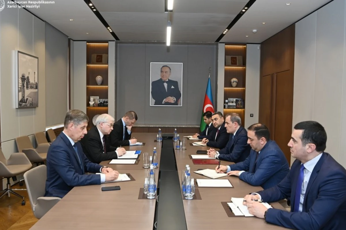 Ceyhun Bayramov İqor Xovayev ilə regionda mövcud vəziyyəti müzakirə edib - FOTO