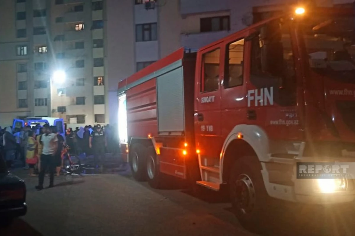Sumqayıtda yaşayış binasında YANĞIN: Tüstüdən zəhərlənənlərin kimliyi məlum olub - YENİLƏNİB