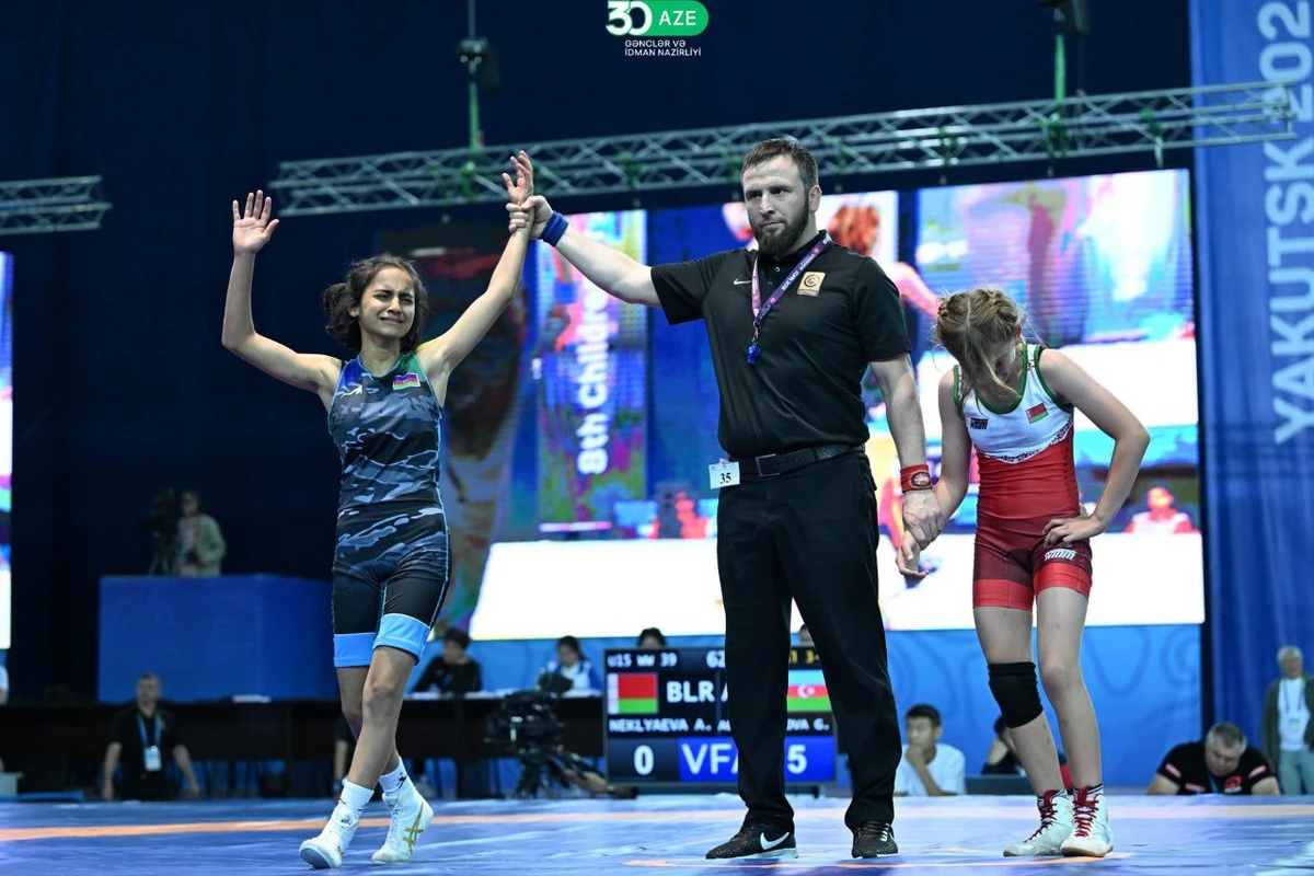 Azərbaycan güləşçiləri Asiya Uşaqları Oyunlarında 3 medal qazanıb - FOTO