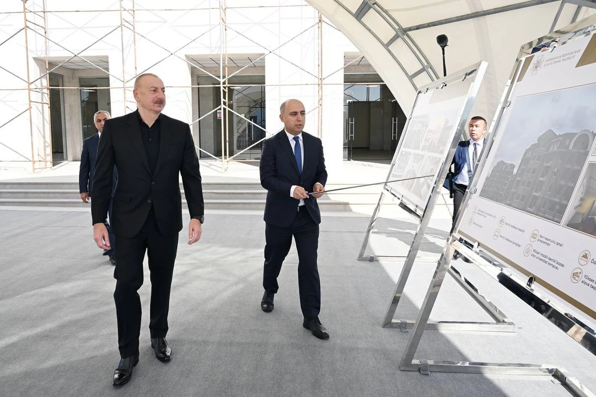 Prezident Xankəndidə Qarabağ Universitetində görülən işlərlə tanış olub - YENİLƏNİB - FOTO