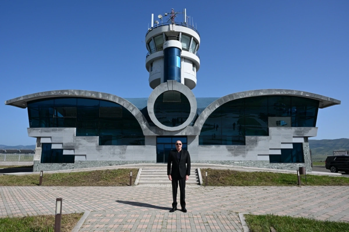 Президент Ильхам Алиев побывал в аэропорту Ходжалы - ОБНОВЛЕНО + ФОТО