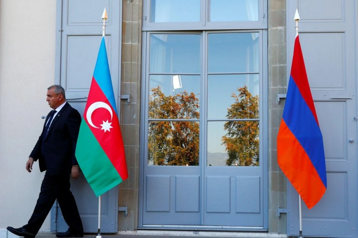 Sülhə gedən yol Ermənistan konstitusiyasına dəyişiklikdən keçir - TƏHLİL - FOTO