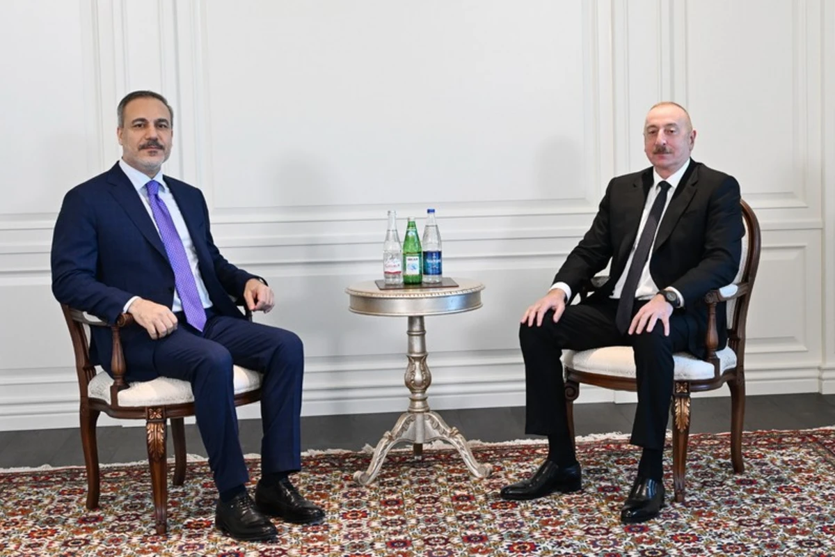 Prezident İlham Əliyev Türkiyənin xarici işlər naziri Hakan Fidanı qəbul edib - YENİLƏNİB