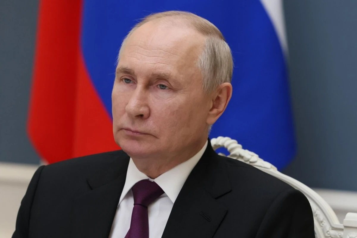 Vladimir Putin: Orbanla Ukrayna daxil olmaqla müxtəlif problemlərlə bağlı fikir mübadiləsi aparılıb