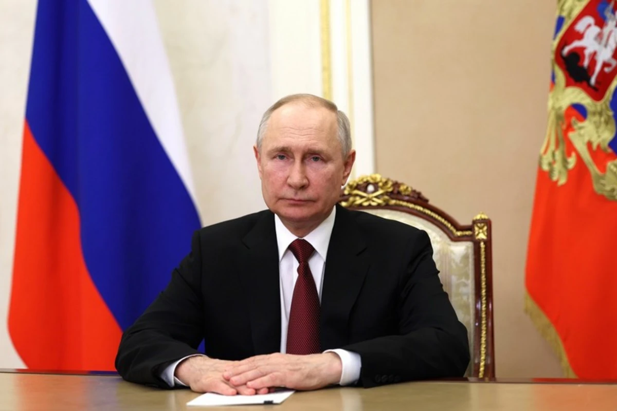 Putin: Rusiyanın sülh təşəbbüslərinin həyata keçirilməsi danışıqlara başlamağa imkan verərdi
