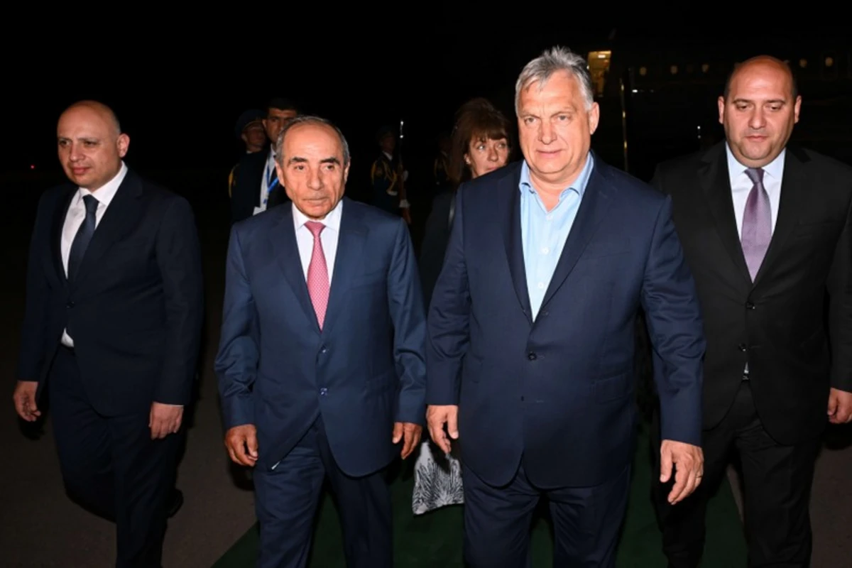 Macarıstanın Baş naziri Viktor Orban Azərbaycana səfərə gəlib