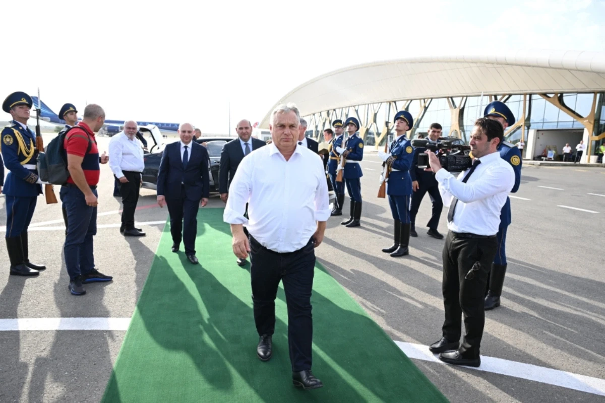 Завершился визит премьер-министра Венгрии в Азербайджан - ФОТО
