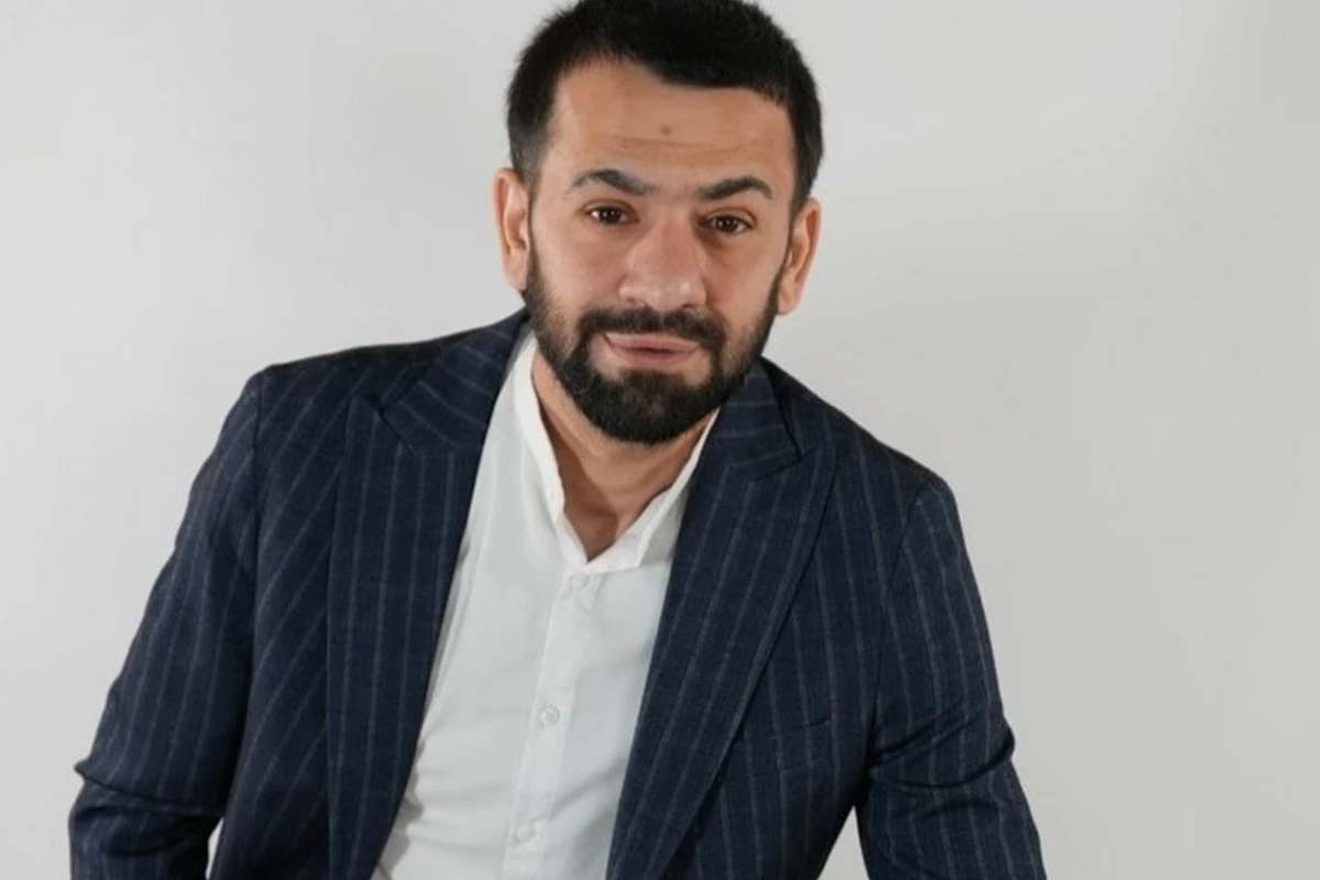 Komaya düşən tanınmış meyxanaçı Elnur Valehlə bağlı RƏSMİ AÇIQLAMA - YENİLƏNİB Komaya düşən tanınmış meyxanaçı Elnur Valehlə bağlı RƏSMİ AÇIQLAMA - YENİLƏNİB