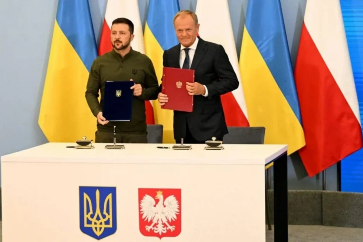 Украина и Польша подписали соглашение о гарантиях безопасности