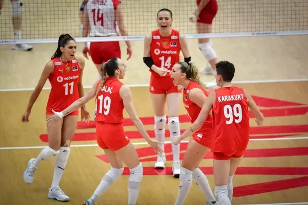Zehra Güneşin ad günü paylaşımı müzakirələrə səbəb oldu - FOTO
