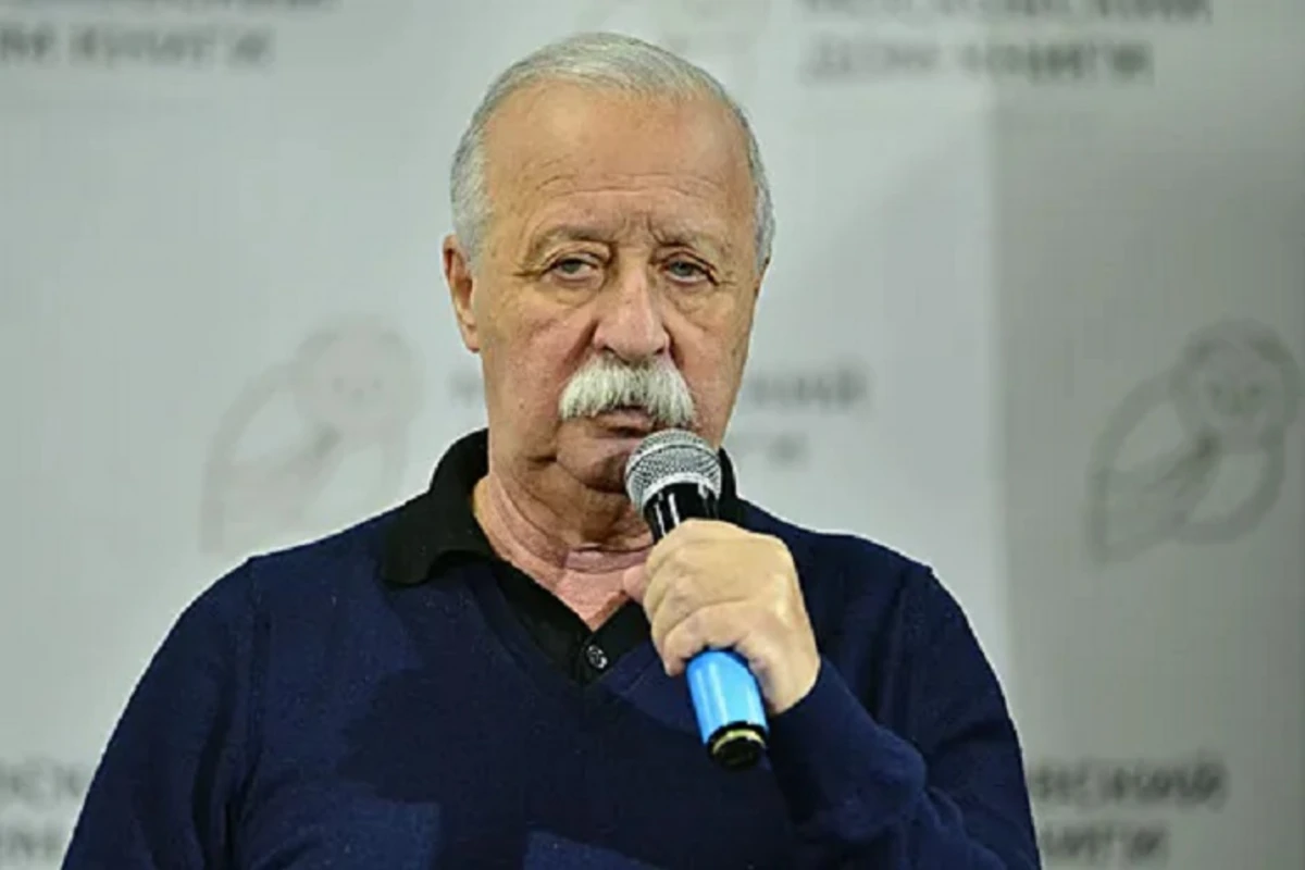 Yakuboviç: Ailə üzvlərimi yedirtmək məcburiyyətində deyiləm