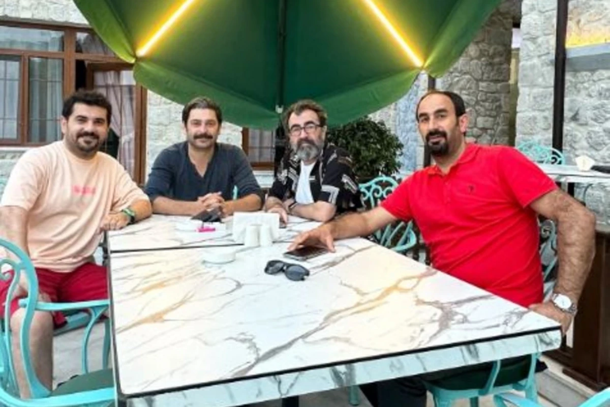 Azərbaycanəsilli türkiyəli aktyor Şuşada - FOTO Azərbaycanəsilli türkiyəli aktyor Şuşada - FOTO