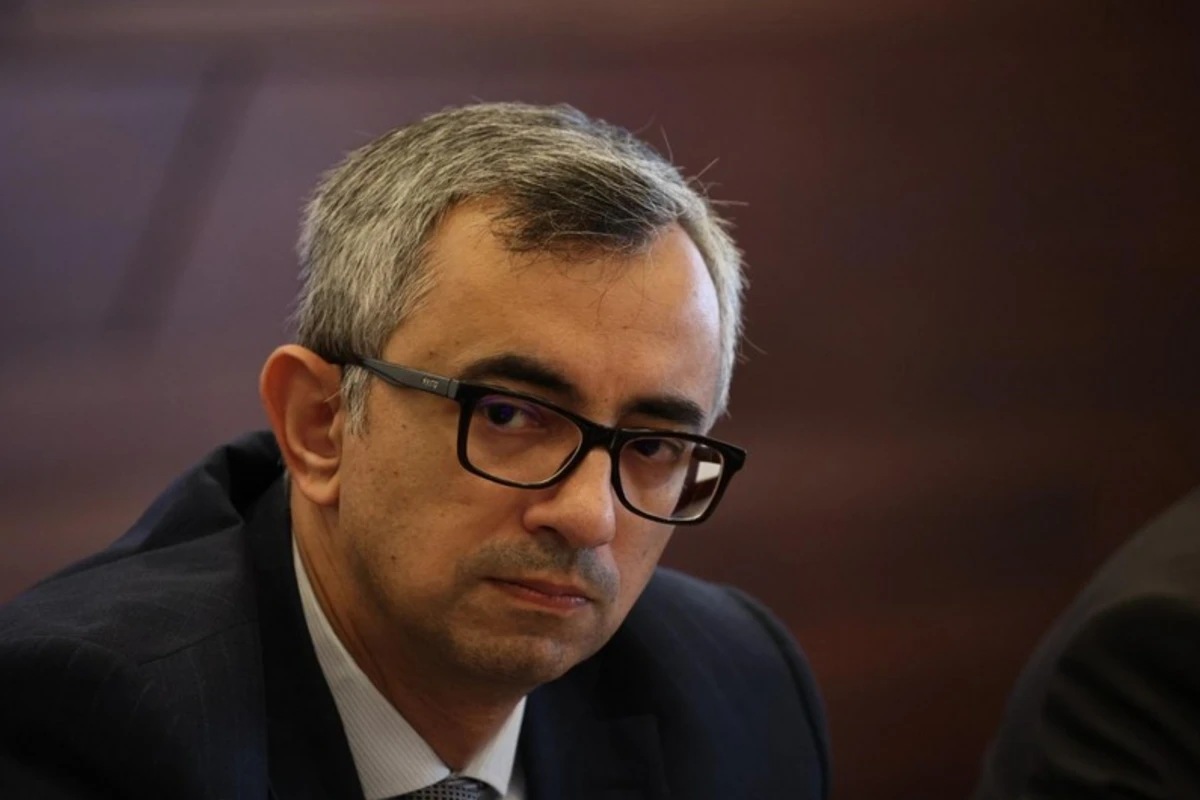 Fuad Hüseynəliyev: Ermənistanın sülh üçün konstitusiyada dəyişiklik etməsi Azərbaycanın əsas şərtidir Fuad Hüseynəliyev: Ermənistanın sülh üçün konstitusiyada dəyişiklik etməsi Azərbaycanın əsas şərtidir