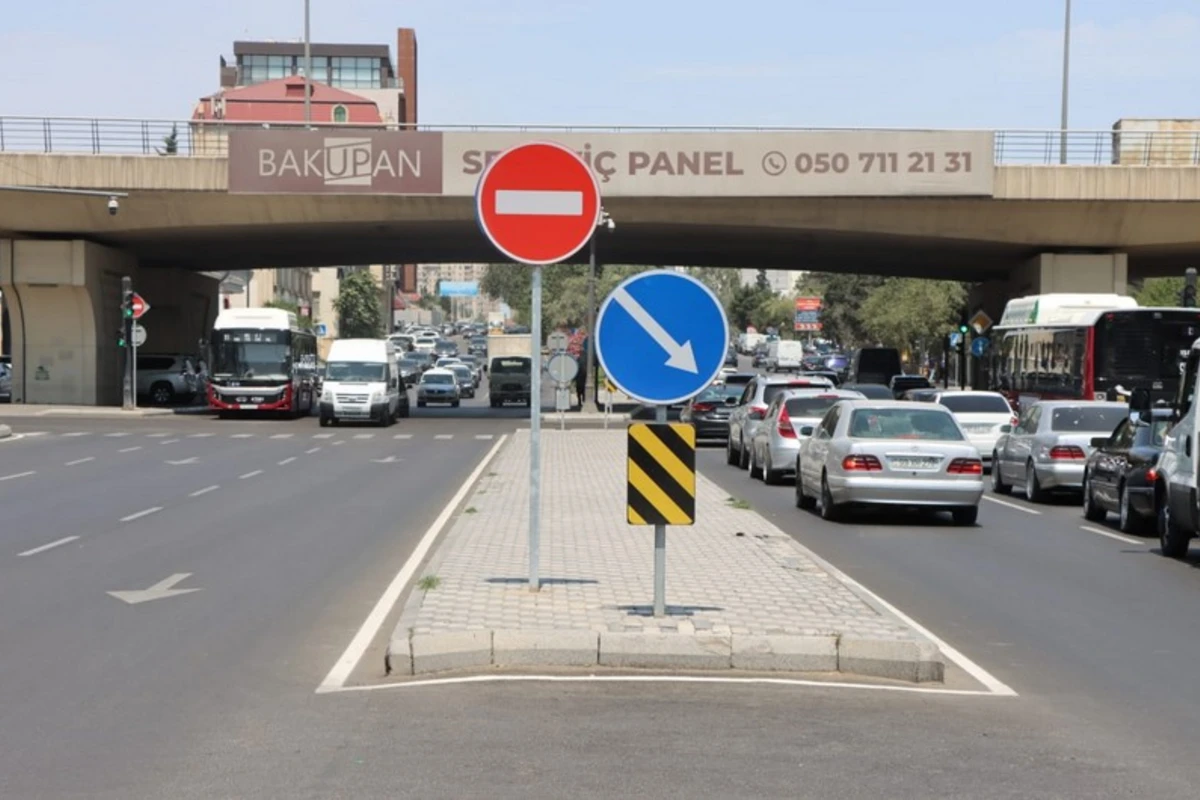 Bakının Əhməd Rəcəbli küçəsində yeni yol infrastrukturu qurulub - FOTO