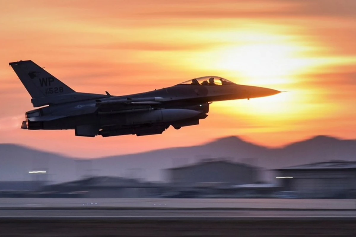 “Bloomberg”: Ukrayna planlaşdırılandan az F-16 alacaq “Bloomberg”: Ukrayna planlaşdırılandan az F-16 alacaq