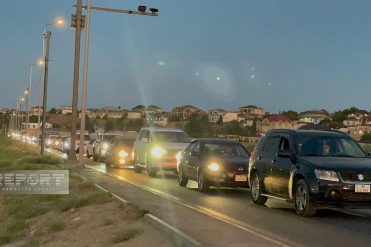Novxanıda böyük tıxac yaranıb