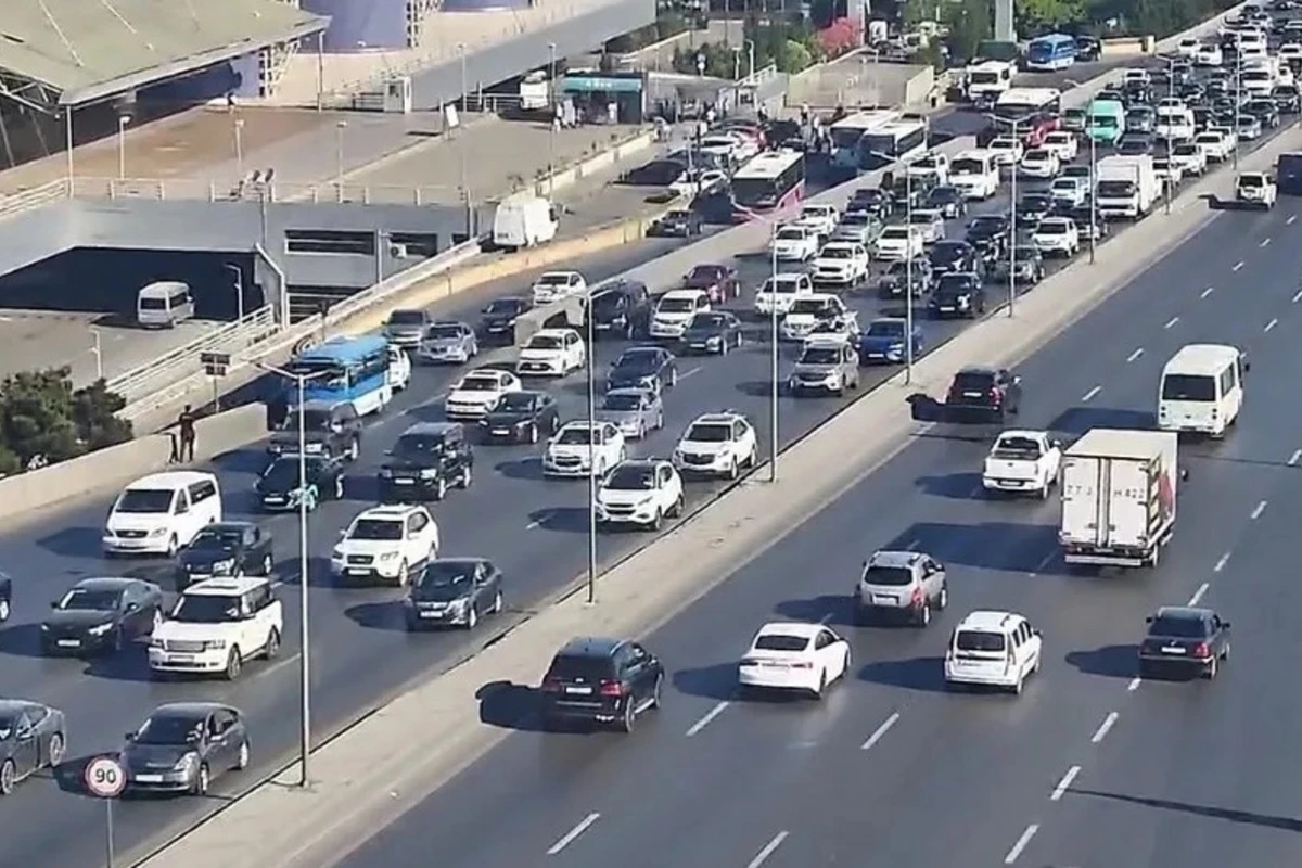 Bakı yollarındakı son vəziyyət açıqlanıb