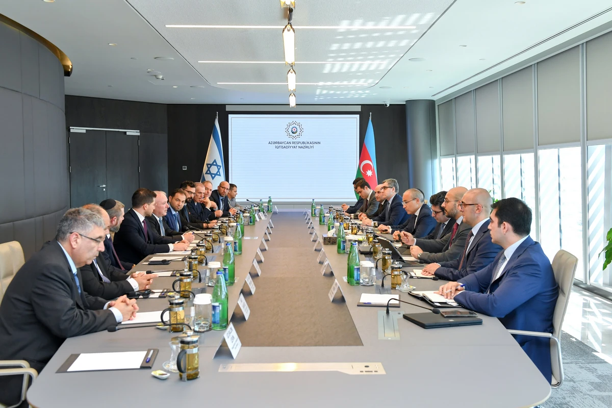 Mikayıl Cabbarov İsrailin regional əməkdaşlıq naziri ilə görüşüb - FOTO