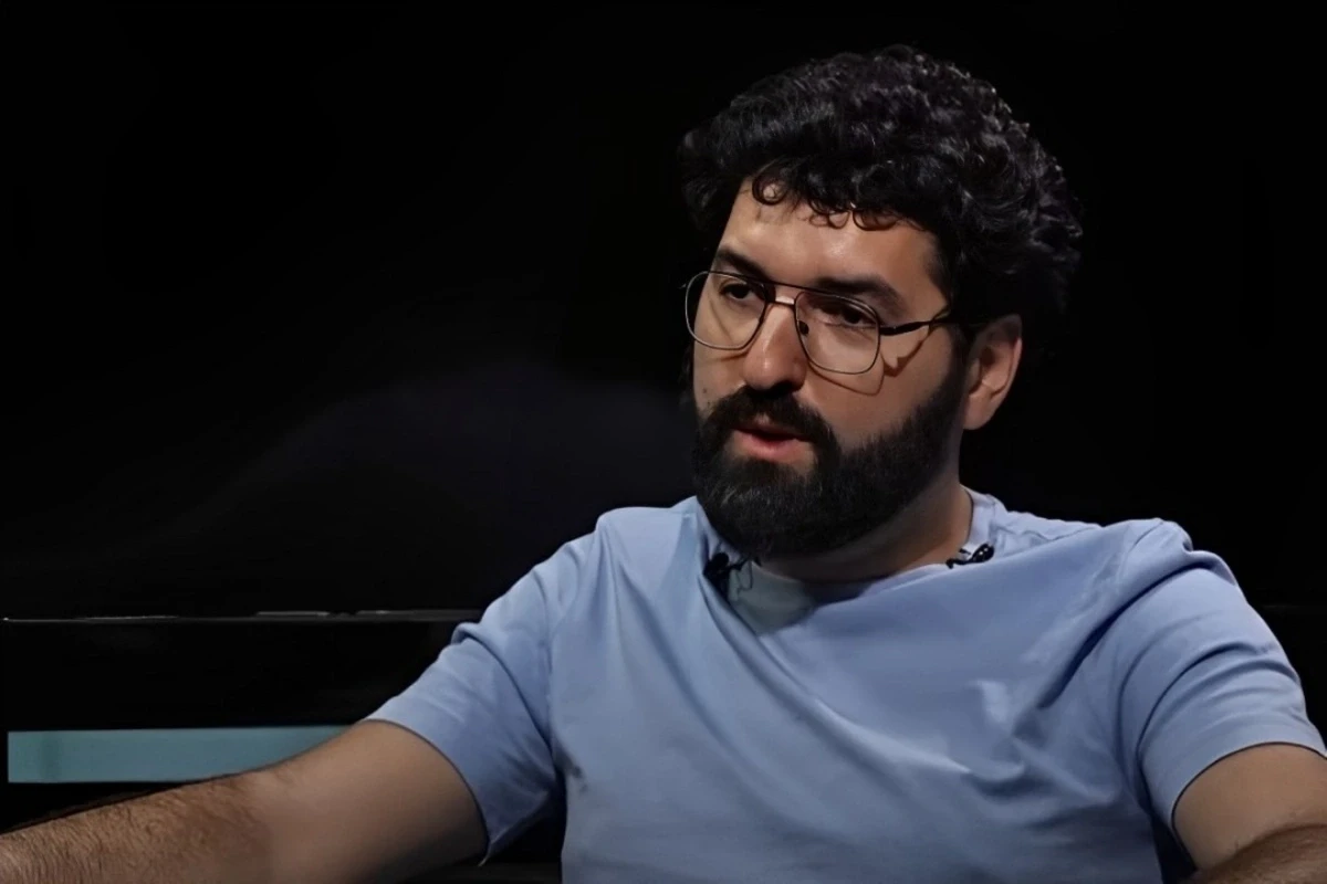 Fenomen psixoloq: Özümü Allahın işığı və vasitəçisi kimi görürəm - VİDEO Fenomen psixoloq: Özümü Allahın işığı və vasitəçisi kimi görürəm - VİDEO