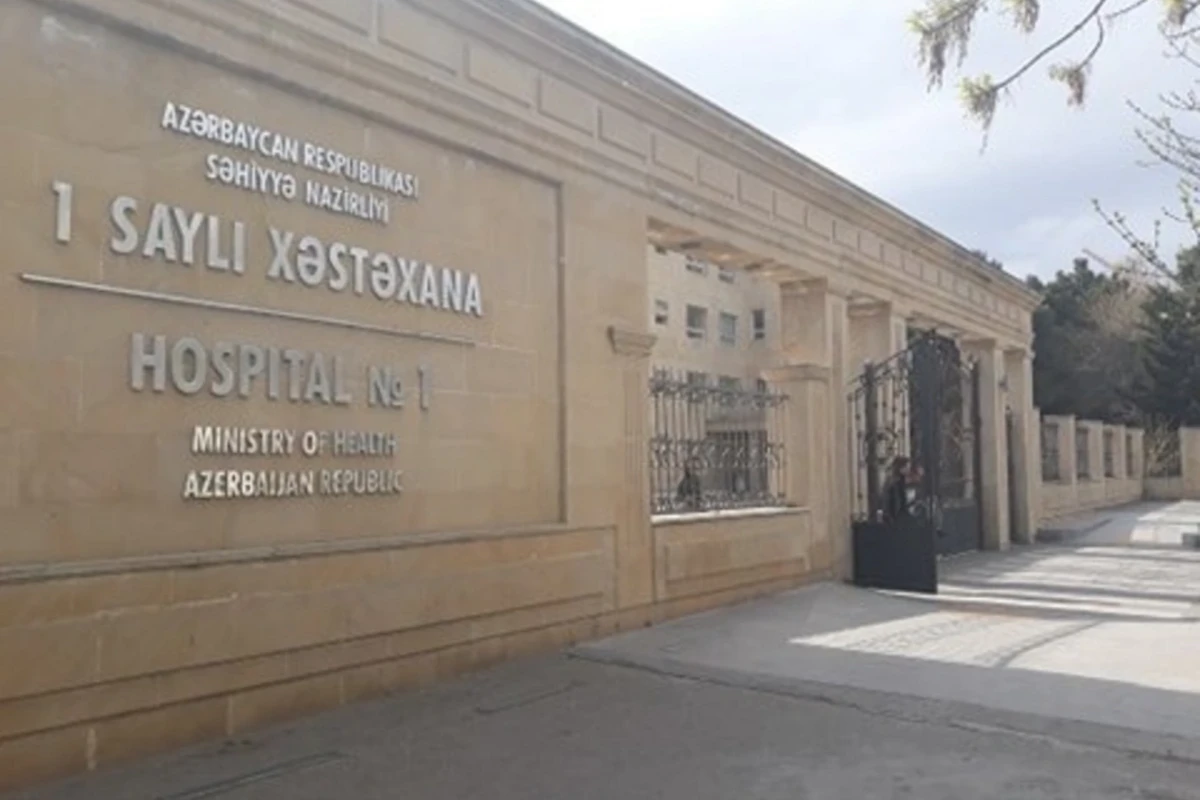 В Баку женщине, родившей близнецов, дали только одного ребенка - ВИДЕО