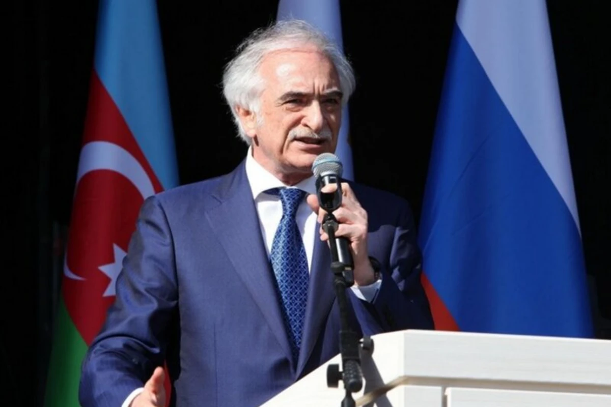 Polad Bülbüloğlunun səhhəti ilə bağlı yayılan video feyk çıxdı - RƏSMİ Polad Bülbüloğlunun səhhəti ilə bağlı yayılan video feyk çıxdı - RƏSMİ