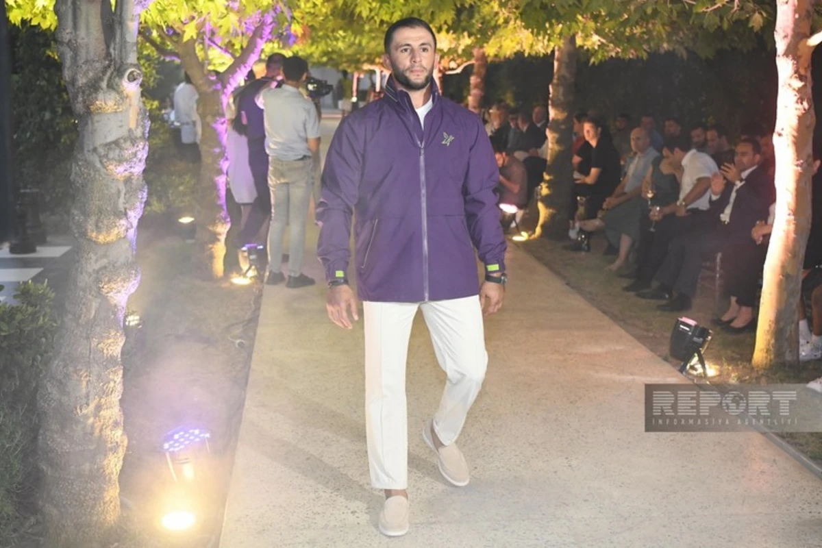 Olimpiadada iştirak edəcək idmançılarımıza xüsusi idman formaları təqdim olunub - FOTO Olimpiadada iştirak edəcək idmançılarımıza xüsusi idman formaları təqdim olunub - FOTO