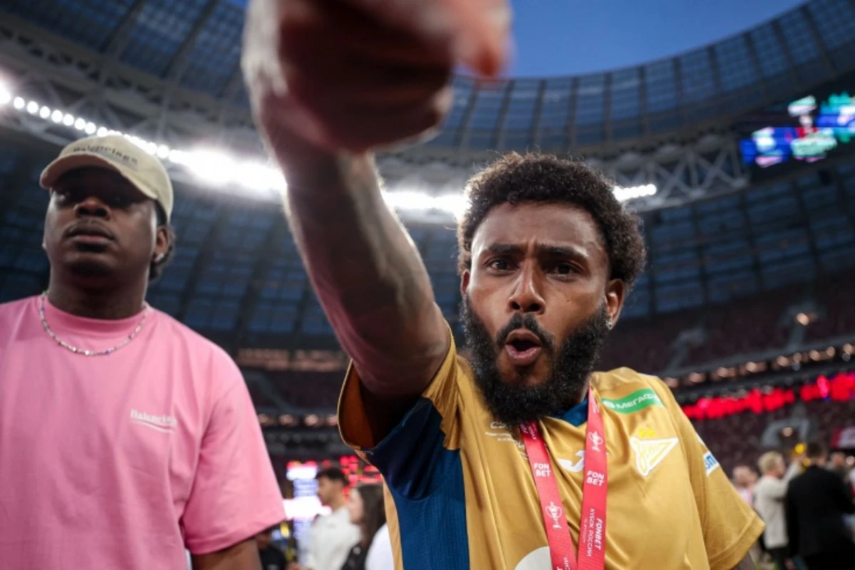 Qalatasaray Zenitin futbolçusunu almaqda israrlıdır