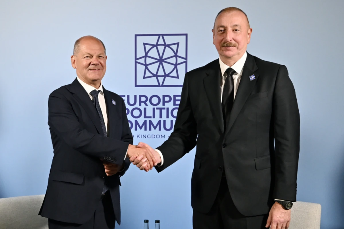 Prezident İlham Əliyev Oksfordda Almaniya Kansleri ilə görüşüb - YENİLƏNİB - FOTO