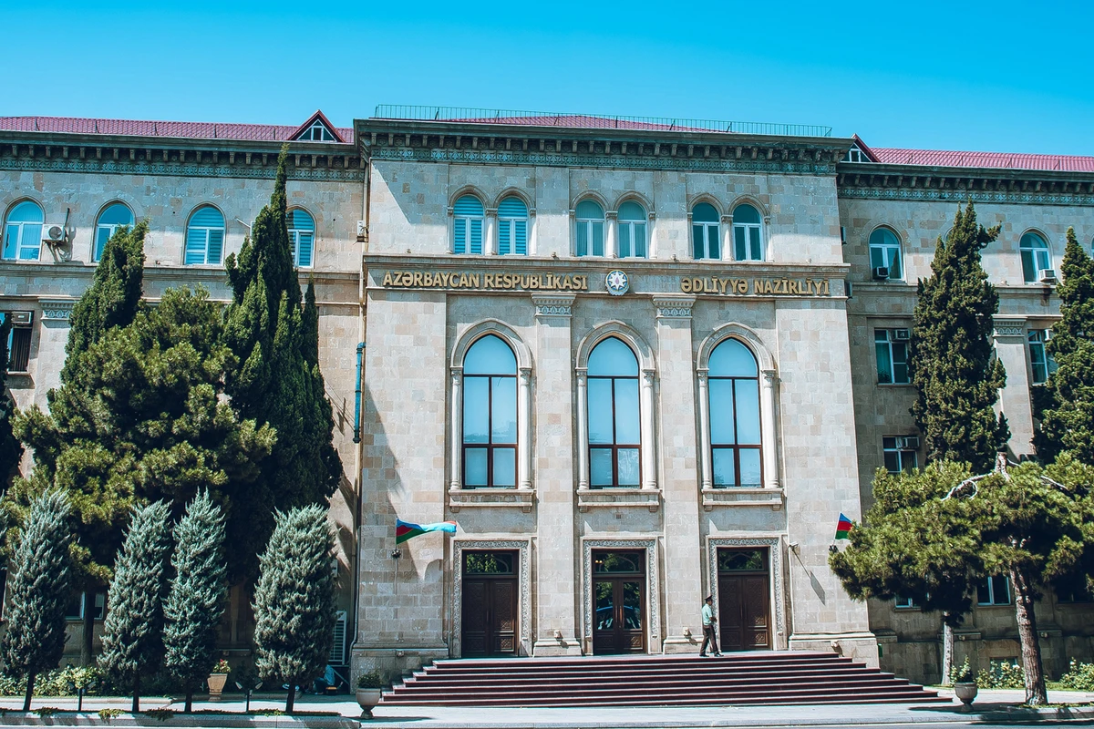 Ədliyyə Nazirliyinə yeni səlahiyyət verilib