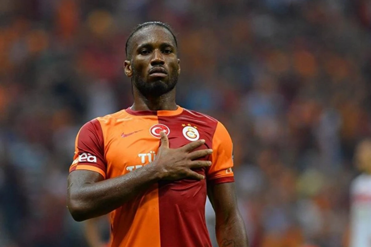 Droqbadan Qalatasaraya transfer hədiyyəsi