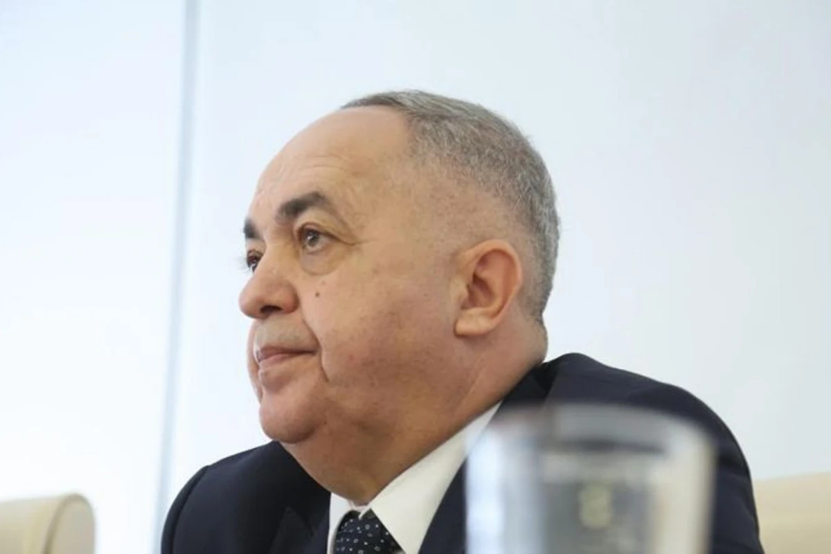 Rüşvət almaqda təqsirləndirilən sabiq direktorla bağlı YENİ XƏBƏR