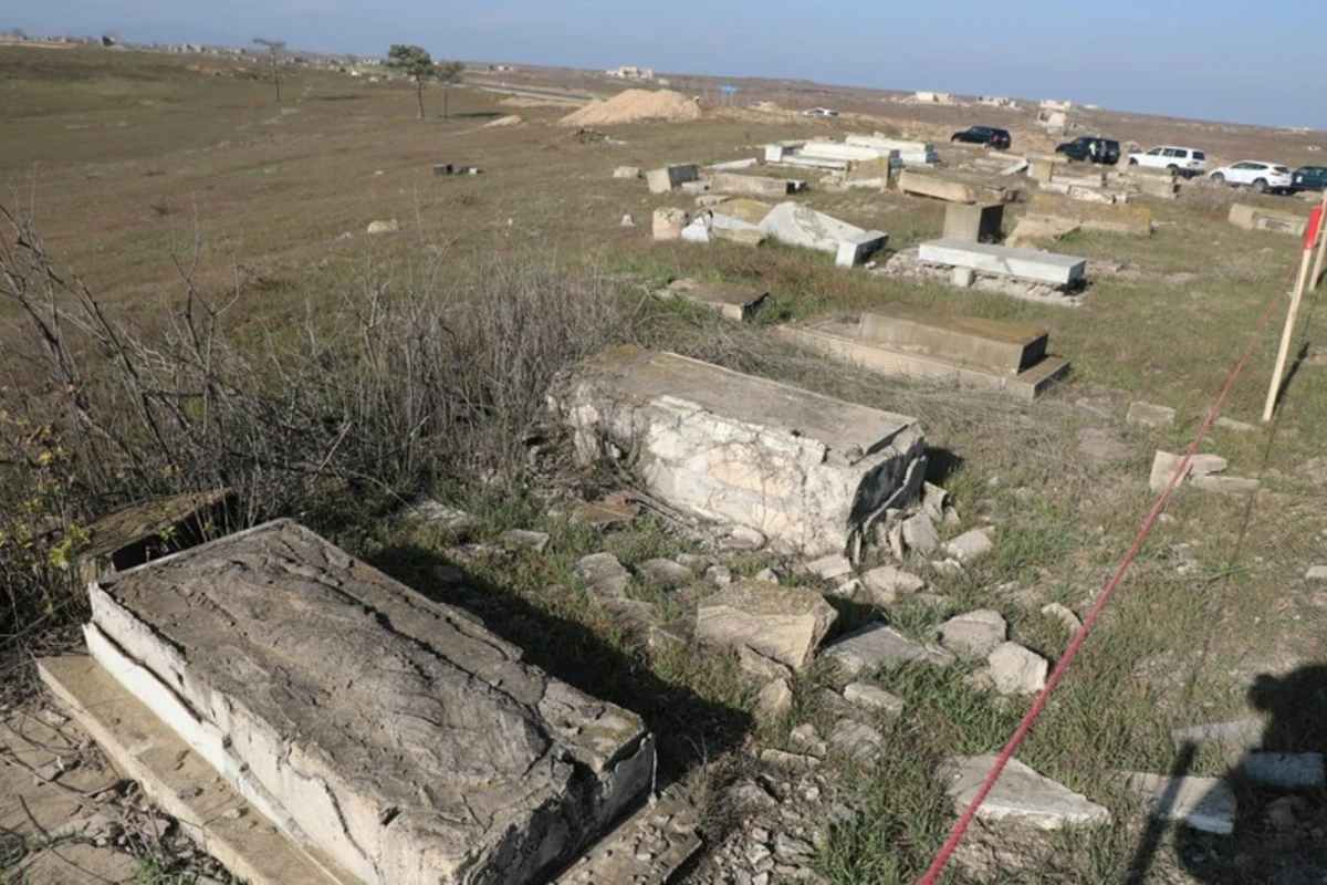 Иностранные гости II Шушинского глобального медиа-форума ознакомились с руинами Физули