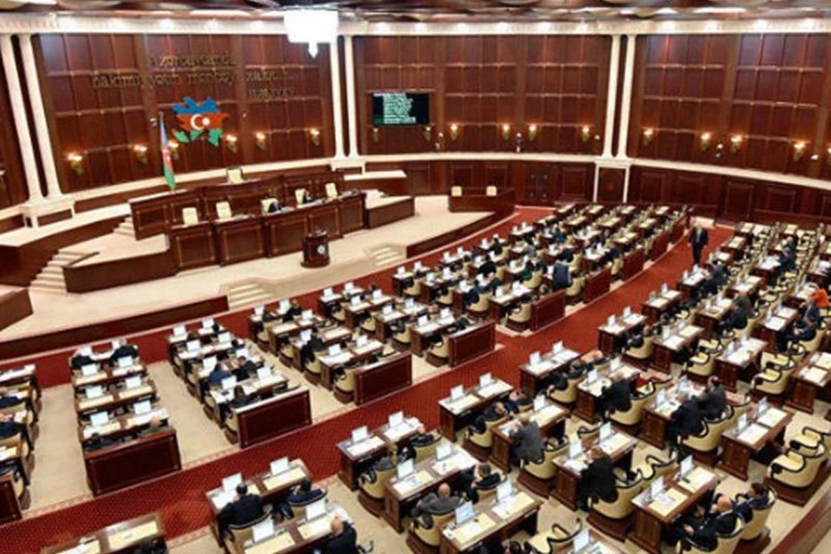 Deputatlığa namizədliyi qeydə alınan şəxslərin sayı AÇIQLANDI Deputatlığa namizədliyi qeydə alınan şəxslərin sayı AÇIQLANDI