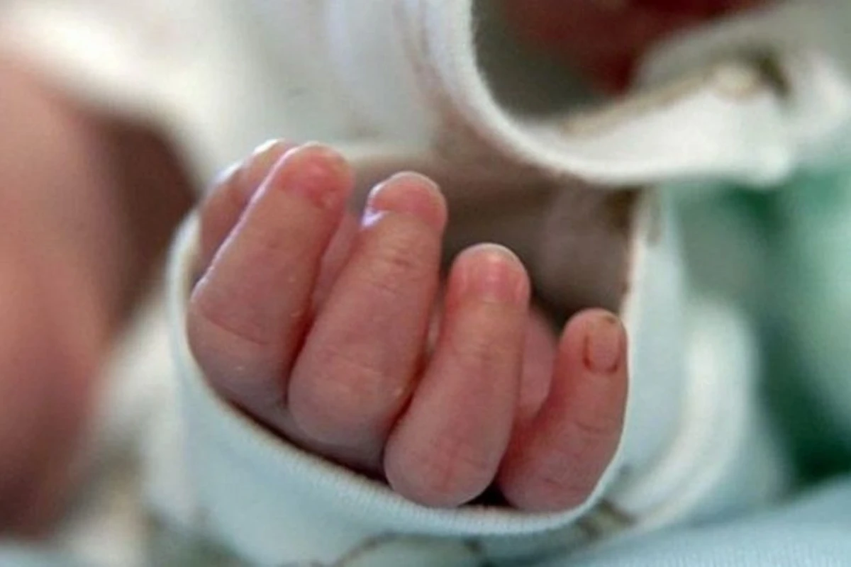 Perinatal Mərkəzdə körpə ölümü: Can verənə qədər həkim xəstəxanaya getməyib - VİDEO Perinatal Mərkəzdə körpə ölümü: Can verənə qədər həkim xəstəxanaya getməyib - VİDEO