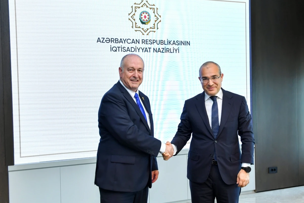 Mikayıl Cabbarov İsrailin Xarici İşlər Nazirliyinin baş direktoru ilə görüşüb - FOTO Mikayıl Cabbarov İsrailin Xarici İşlər Nazirliyinin baş direktoru ilə görüşüb - FOTO