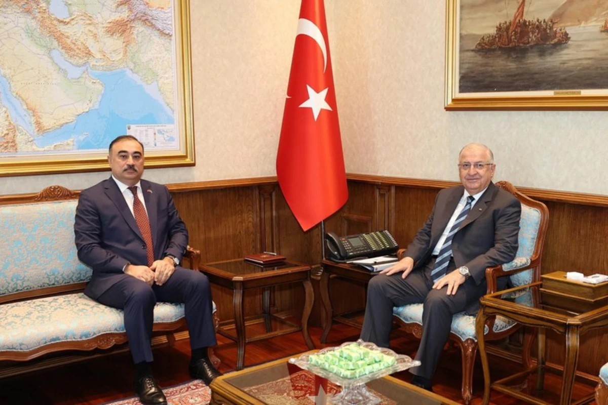 Türkiyə-Azərbaycan hərbi əməkdaşlığının mövcud durumu müzakirə olunub - FOTO