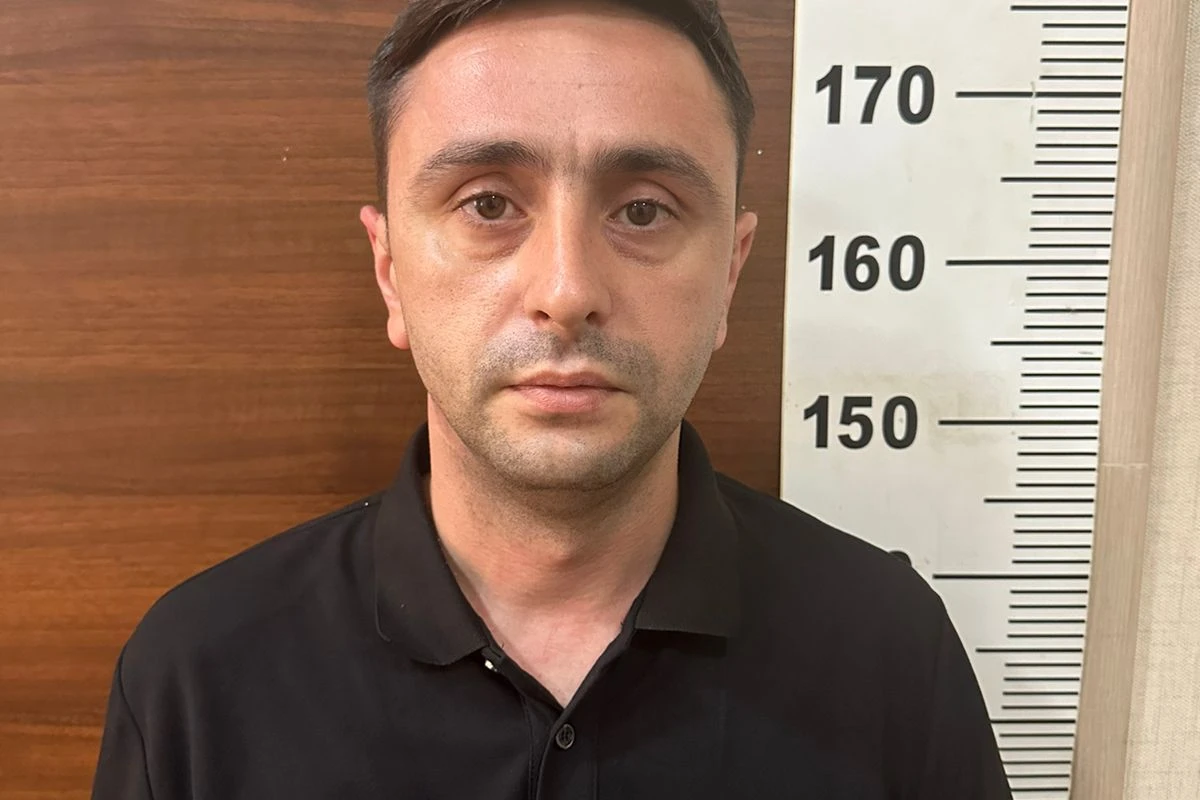 Xətaidə 15 min manat dəyərində qızıl-zinət əşyası oğurlanıb