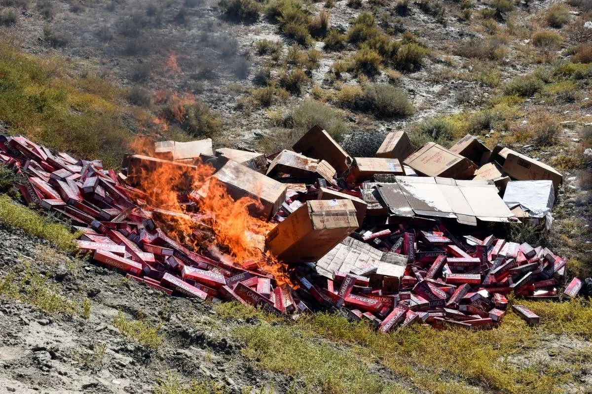 Yararsız siqaretlər məhv edilib - FOTO