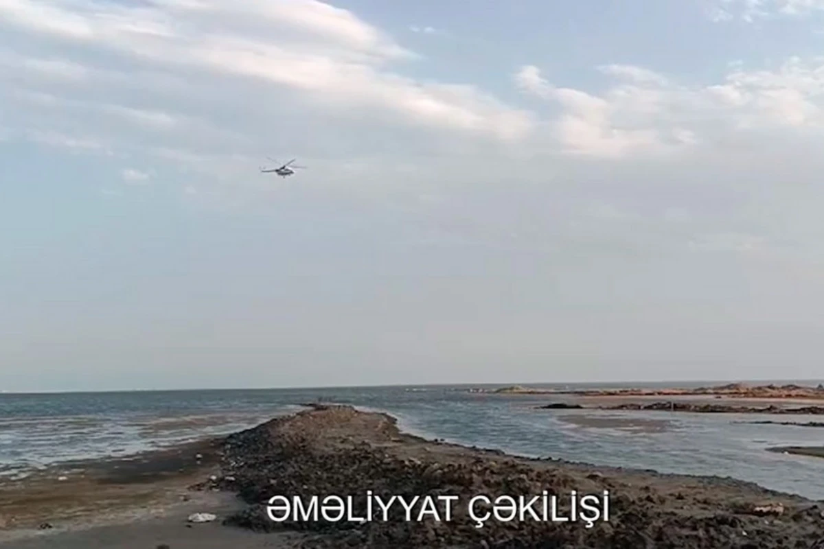 Dənizdə bir nəfər batıb, axtarışa helikopterlər cəlb olunub - VİDEO