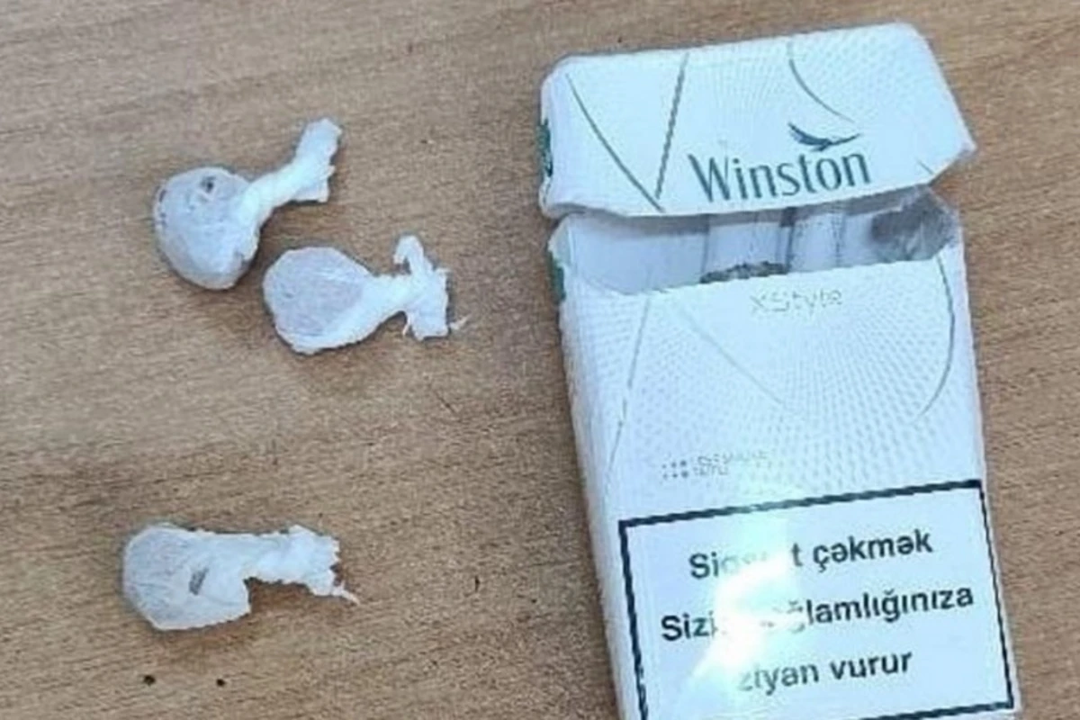 Həbsdə olan qardaşına narkotik gətirməkdə şübhəli bilinən şəxs saxlanılıb