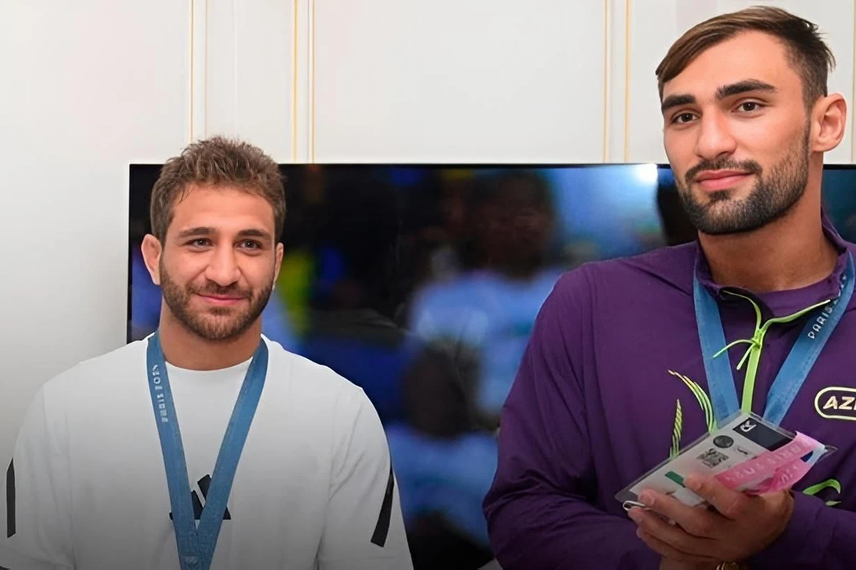Olimpiya çempionlarımız Vətənə geri dönür